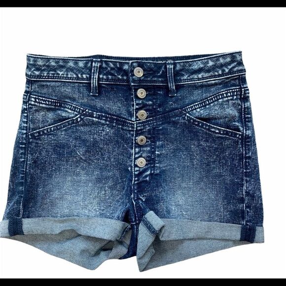 American Eagle outfitters stonewashed denim button fly shorts Sz 6 - Picture 2 of 7